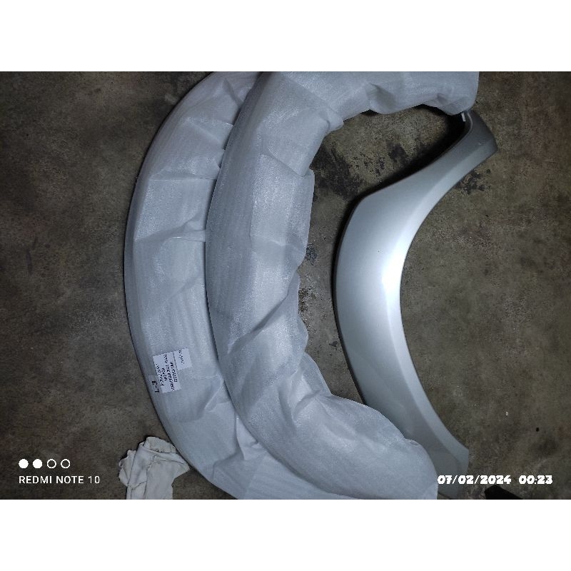 คิ้วล้อvigo champ 4d ครบทุกชิ้น