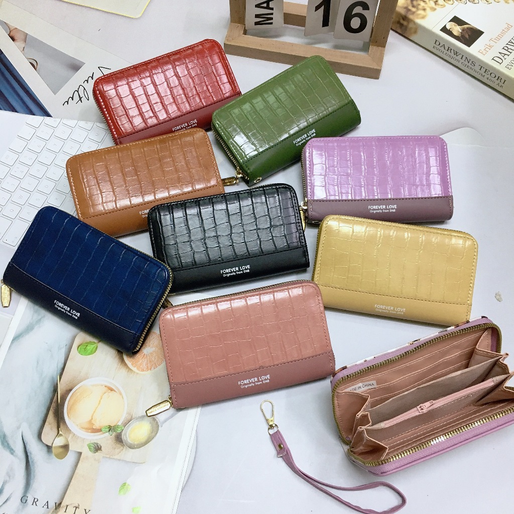DD065#กระเป๋าสตางค์ใบกลางมีช่วงใส่บัตรงทั้งหมด4ช่อง วัดสุด:หนังPU รุ่นใหม่มีสายคล้องมือทุกใบค่ะ