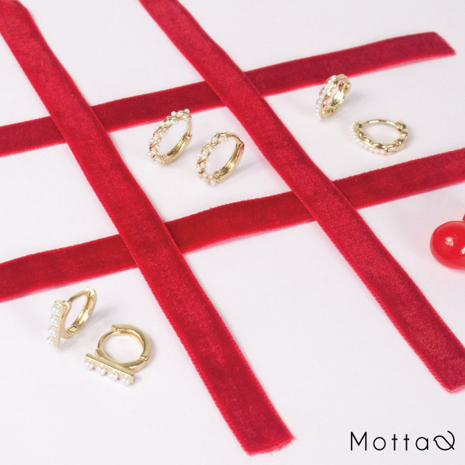 ต่างหูห่วง ดีไซส์สวยด้วยมุกและเพชร ใส่แล้วใจฟูแน่นอน! - MOTTA