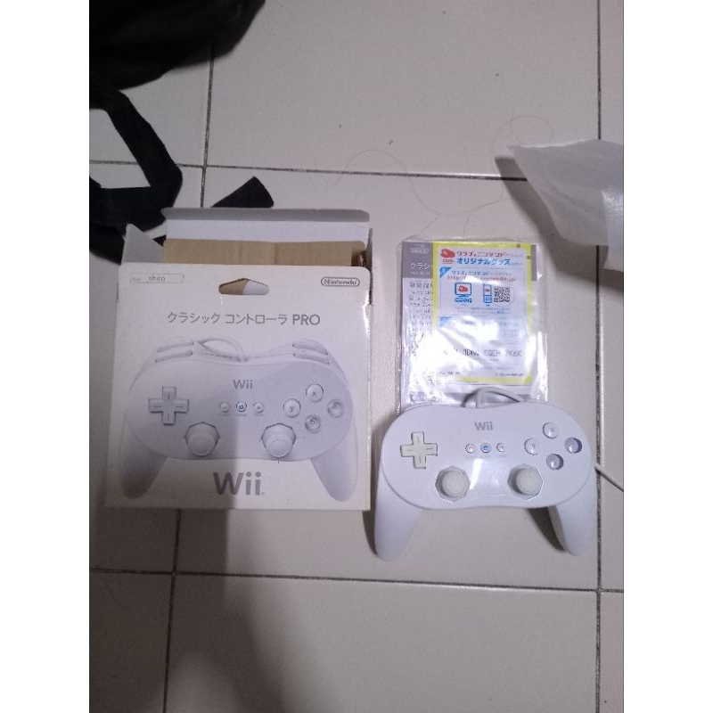 Wii Classic Controller Pro จอยwiiแท้พร้อมกล่อง
