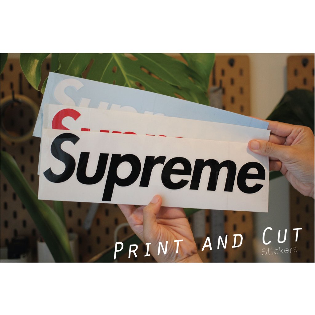 สติ๊กเกอร์ลาย Supreme งานไดคัท ราคาถูก กันน้ำกันแดด มีหลายขนาดให้เลือก สำหรับติดตกแต่ง แต่งรถ ติดชายประตู ติดท้ายรถ