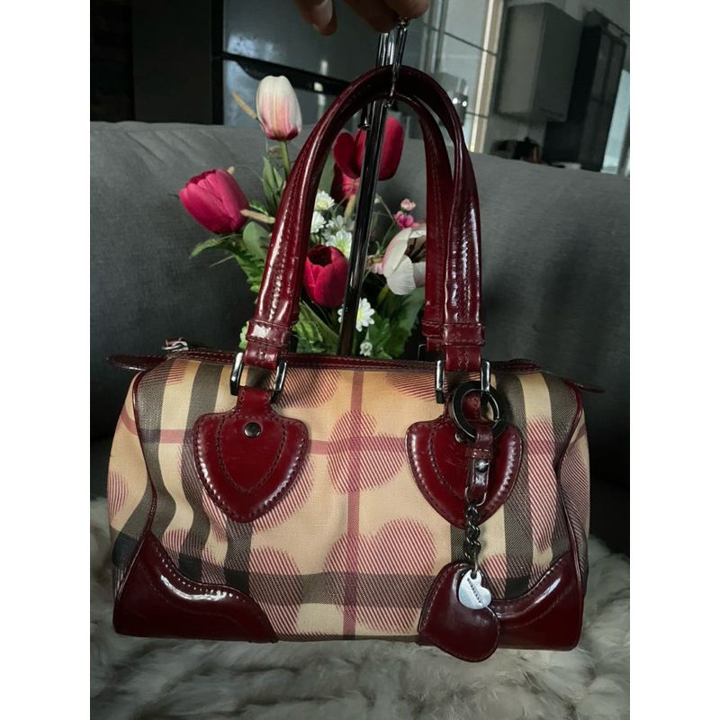 👉 BURBERRY Burgundy Heart Boston Bag แท้ มือสอง👍