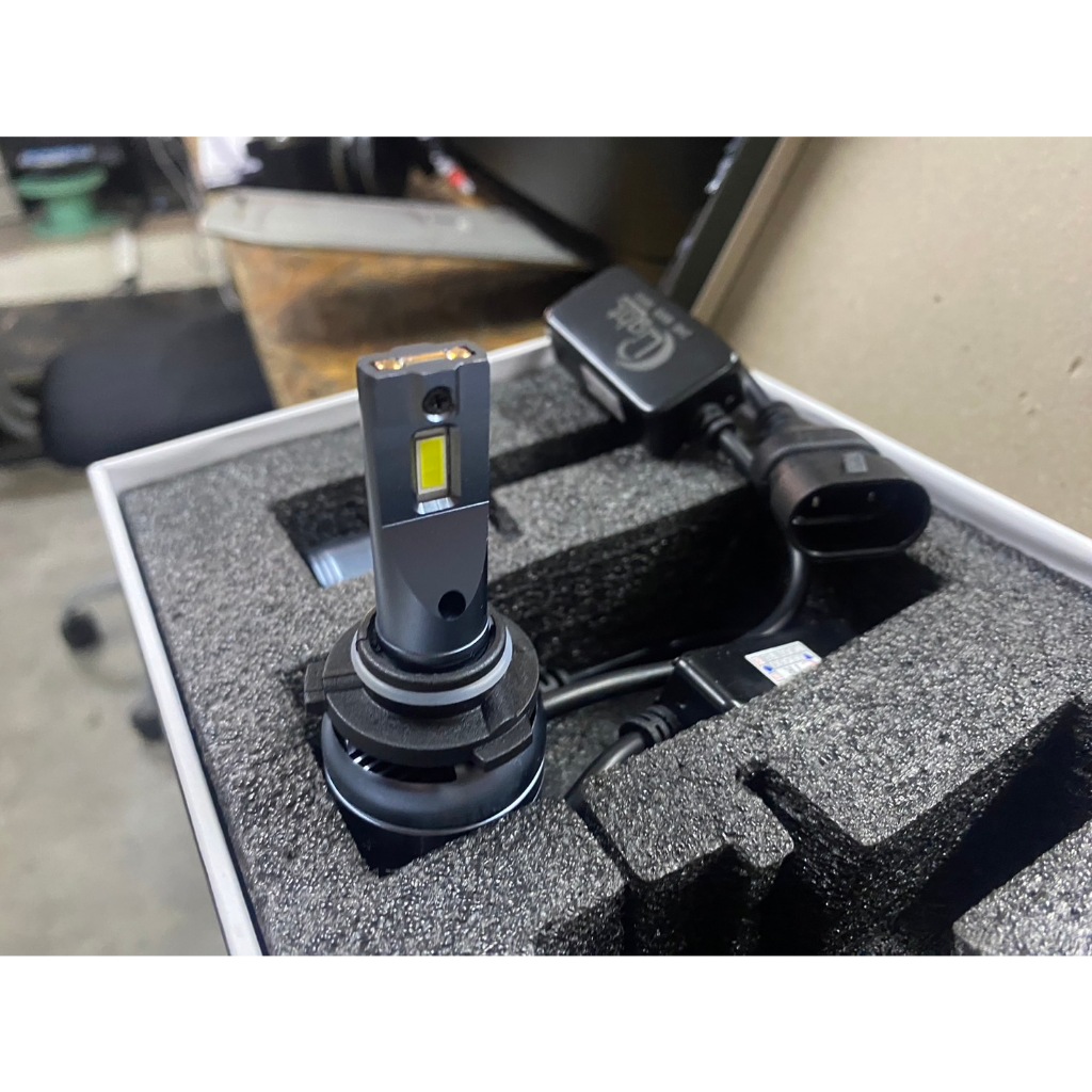 ไฟหน้า LED C Light ขั้วH1 ขั้วH4 ขั้วH7 ขั้วH11 ขั้ว9005 ขั้ว9006 ขั้ว9012 6000K