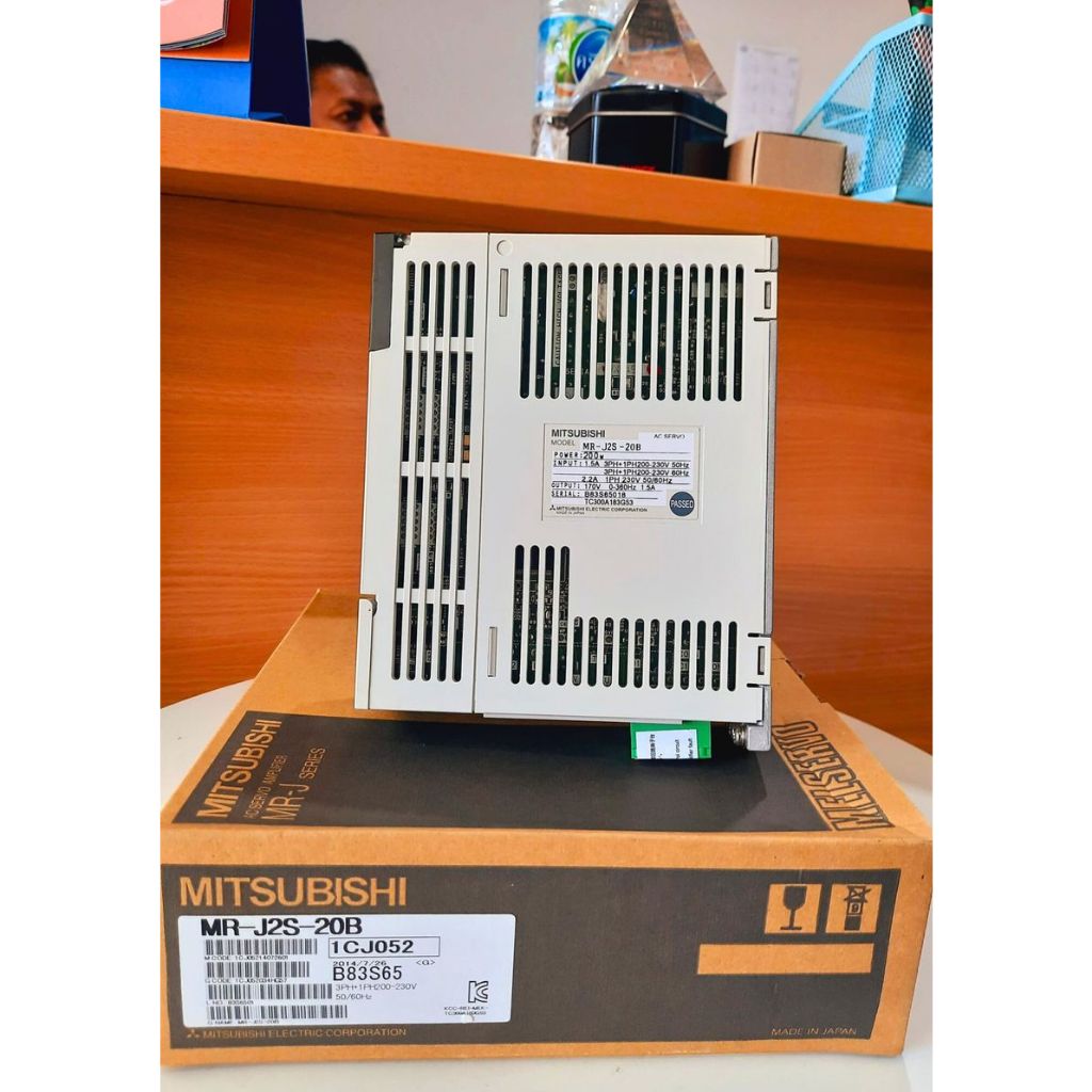 Mitsubishi AC Servo Amp MR-J2S20B