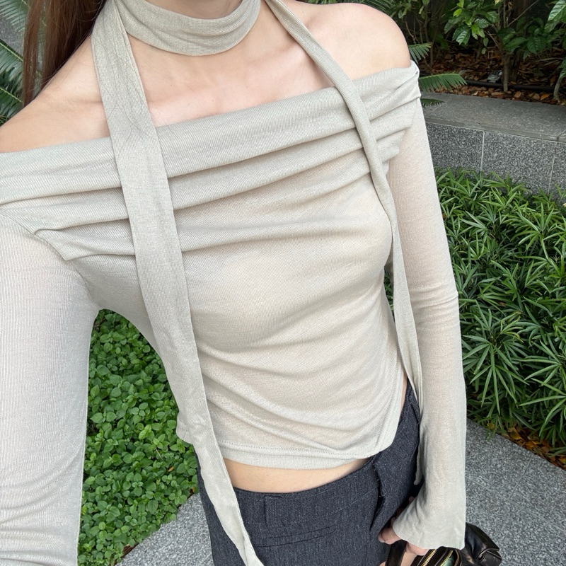(เหลือ231.- เก็บโค้ดลดร้านโค้ดคุัม 30%)MIDI-Peggy Top เสื้อปาดไหล่แขนยาวพร้อมผ้าพันคอ