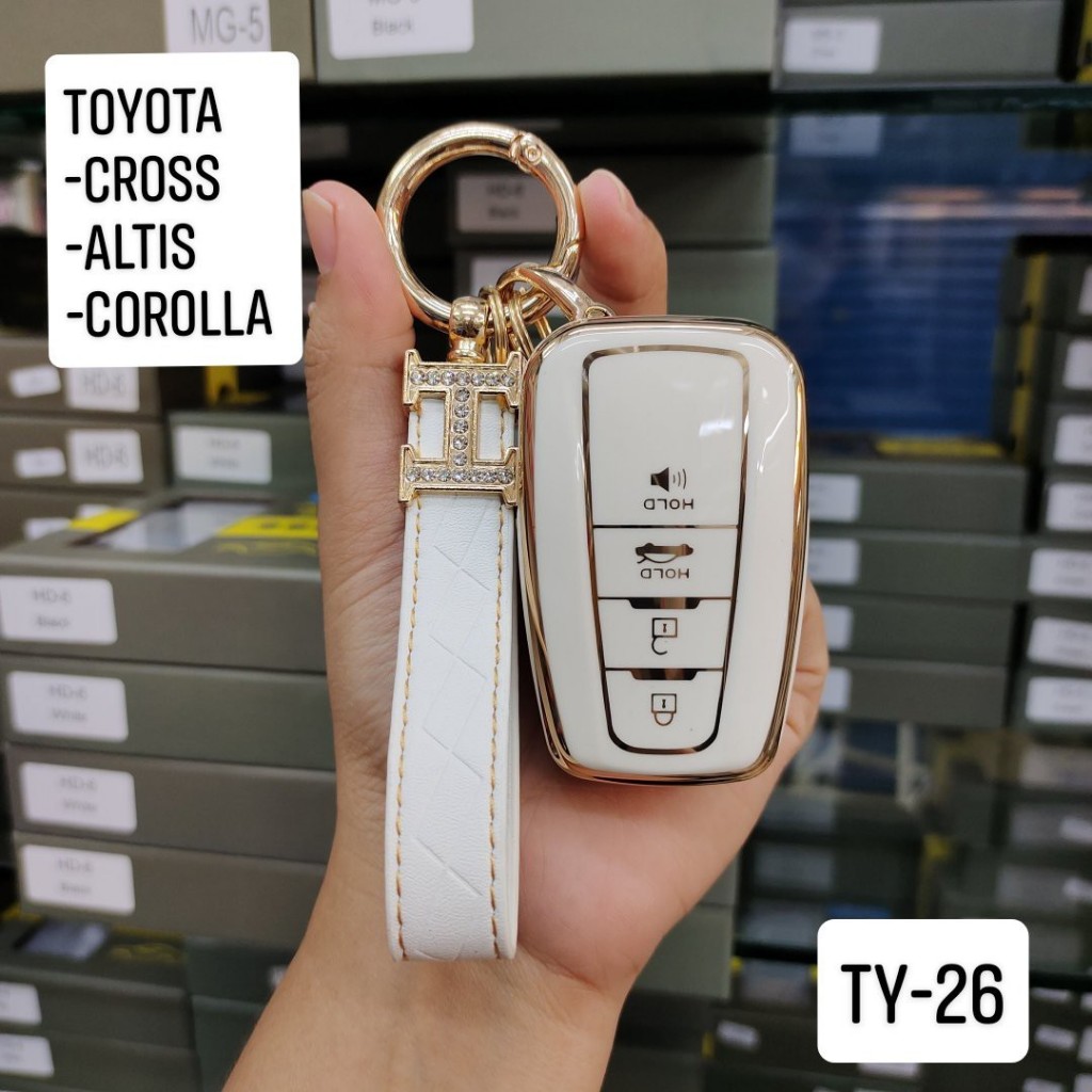 เคสกุญแจรถยนต์ TPU รุ่น TOYOTA -CROSS -ALTIS -COROLLA  พร้อมพวงกุญแจ จัดส่งไว ลักษณะของสินค้า ตรงรุ่น