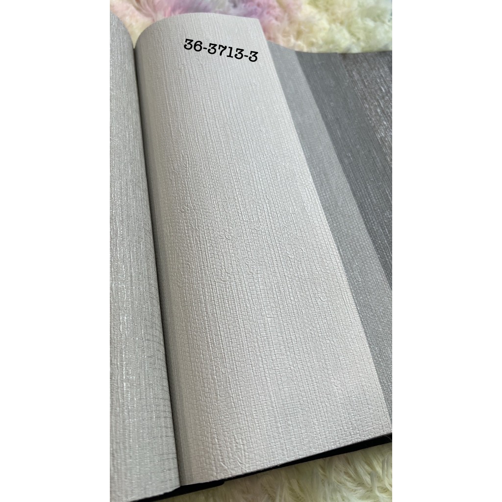 MDwallpaper วอลเปเปอร์ติดผนัง FOCUS EXTRA ชนิดทากาว ลายเรียบ