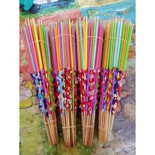 ไม้เสียบกฐินแบบตกแต่ง (ใส่หลอดพันท้ายแต่ไม่มีหัว)สามารถนำไปตกแต่งใส่หัวได้เอง 🙂🙂1มัดมี50ก้าน สินค้าพร้อมส่ง