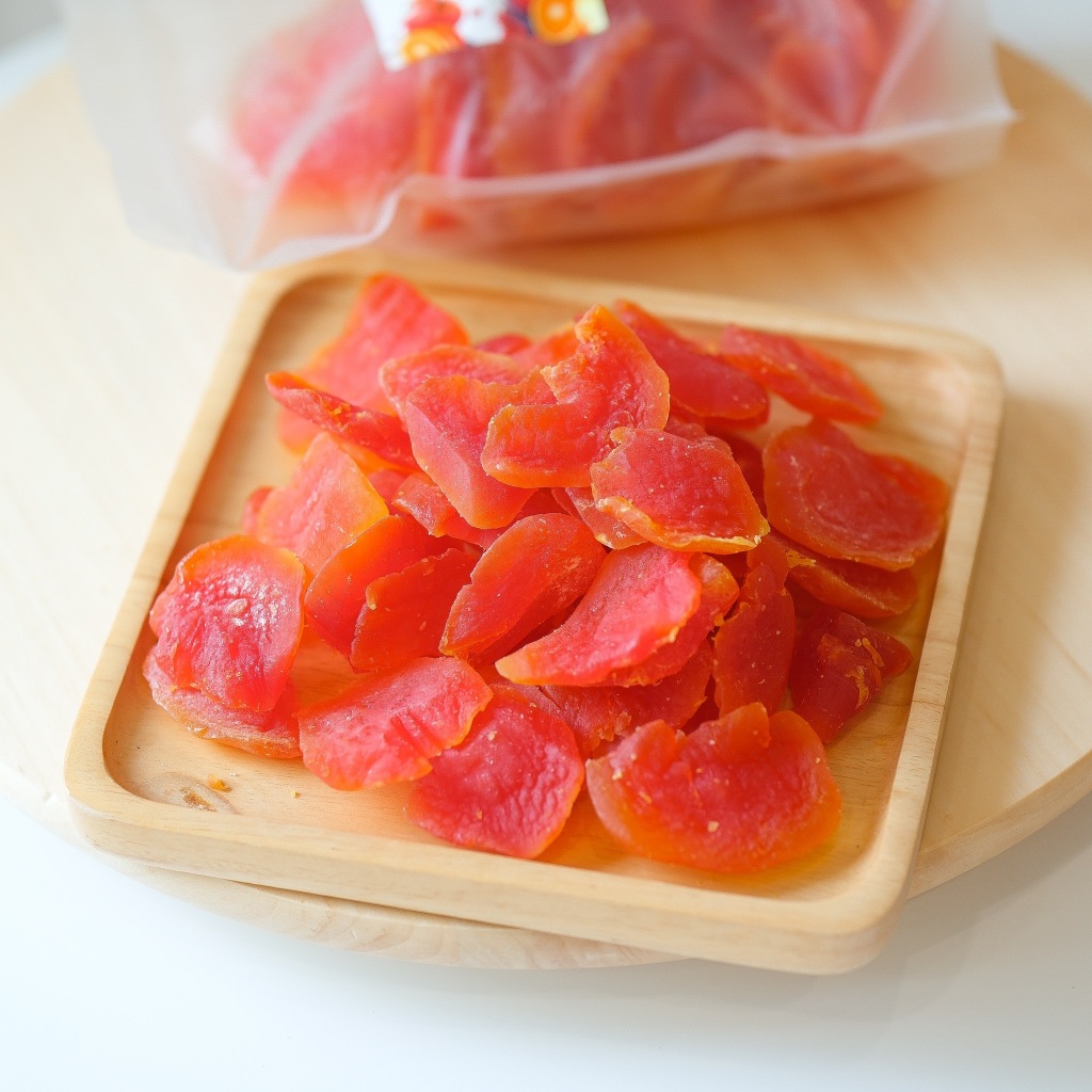 Dried Papaya Pieces มะละกอชิ้นอบแห้ง หวานน้อย เนื้อหนึบ ผลไม้อบแห้ง เกรด A BY Garden Fruits