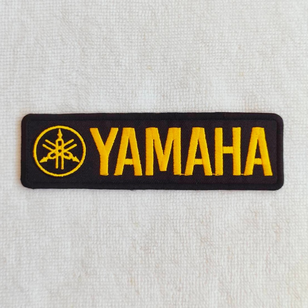 ตัวรีดติดเสื้อ อาร์มติดเสื้อ โลโก้ ตรา ยี่ห้อ มอเตอร์ไซค์ Yamaha Patch ยามาฮฺ่า DIY Sticker สติ๊กเกอร์ ตกแต่งเสื้อผ้า