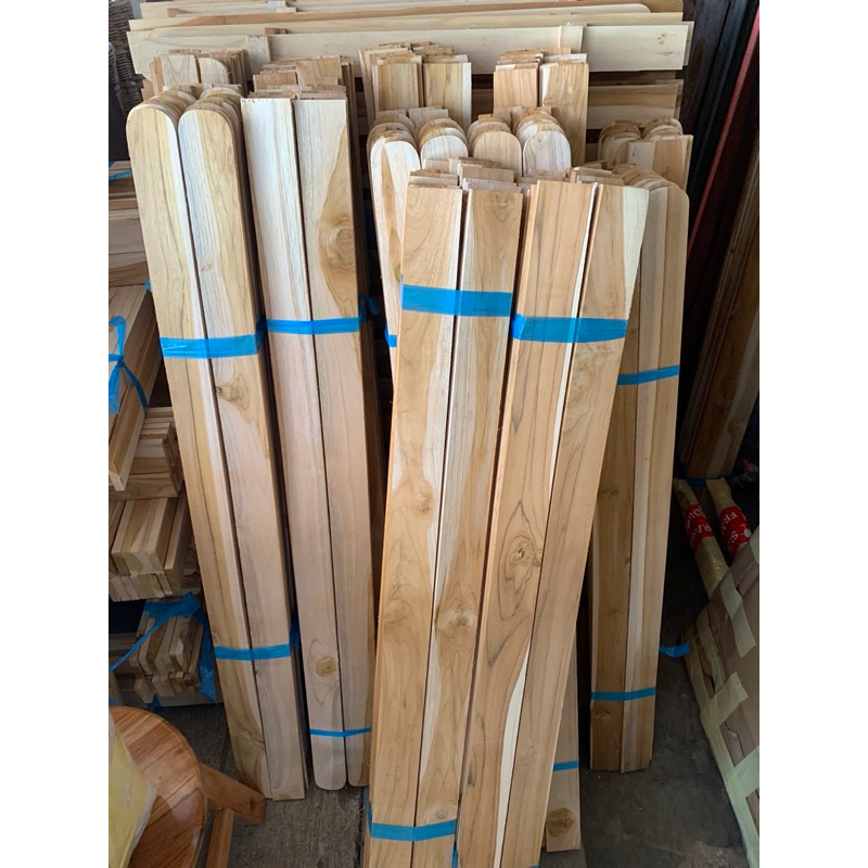 รั้วไม้สัก/รั้วสนามแบบประกอบเอง ไม้ระแนง ขนาดยาว 100 cm.