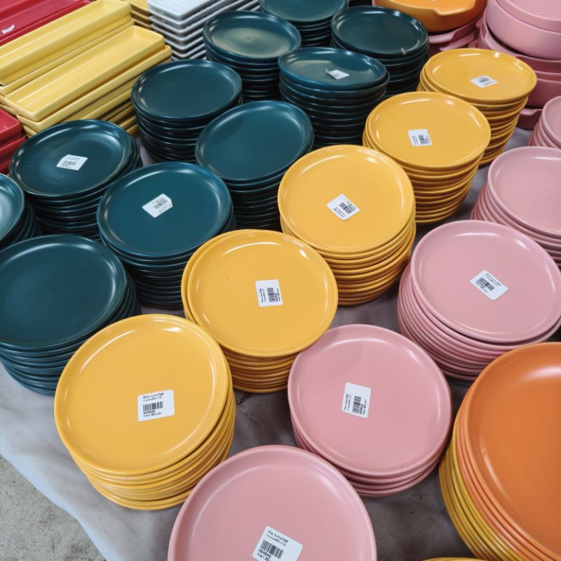 จานขนาดสีพาสเทล 6นิ้ว และ8นิ้ว เซรามิคสามารถเข้าไมโครเวฟและกำลังจานได้