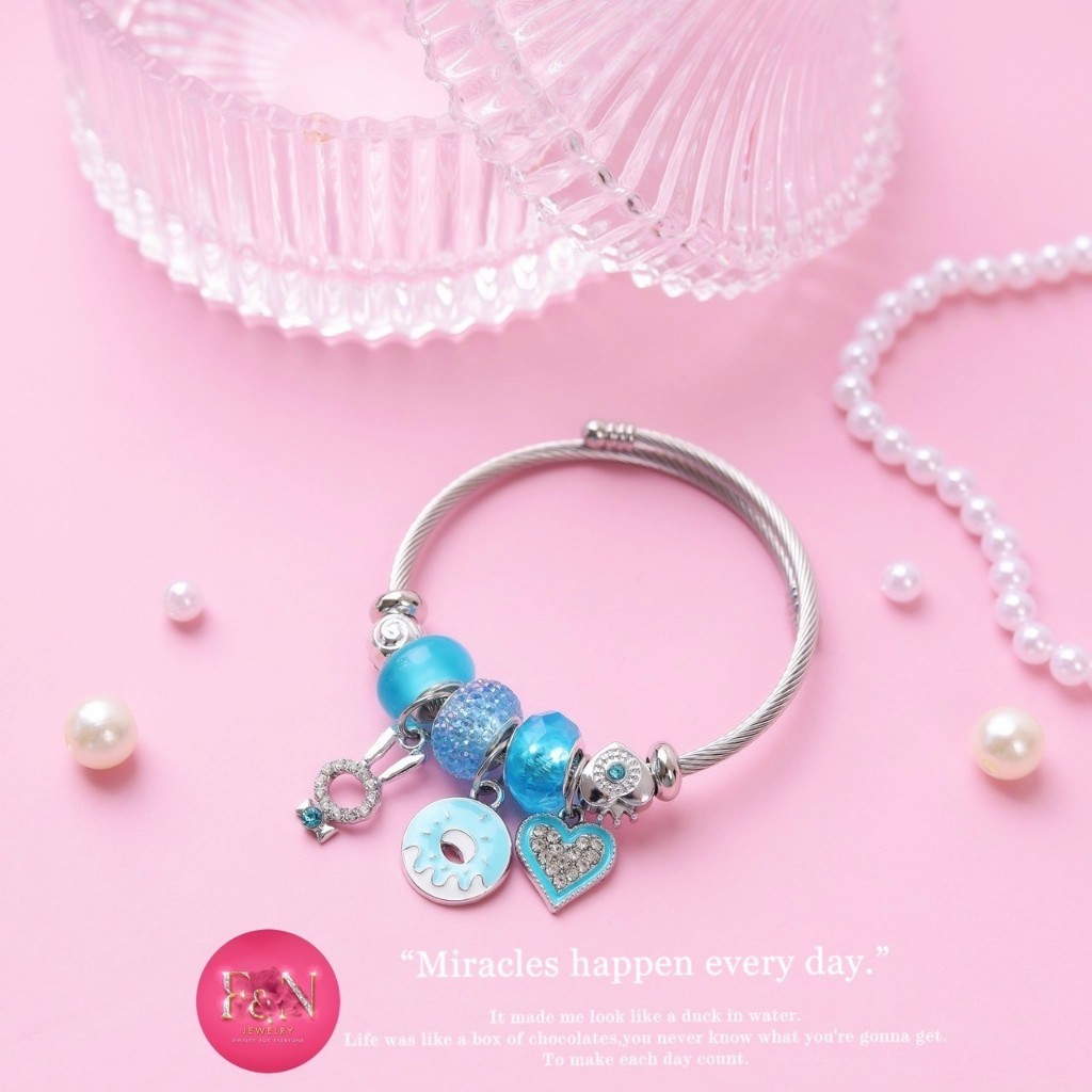 สร้อยข้อมือ PANDORA ( 00014 )กำไลข้อมือ ผู้หญิง กำไลแพนโดร่า พร้อมกล่อง