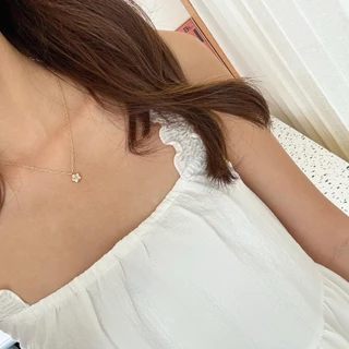 Petite Camellia Necklace สร้อยคอสายโซ่ห้อยจี้ดอกไม้ ใส่ได้ 2 แบบ