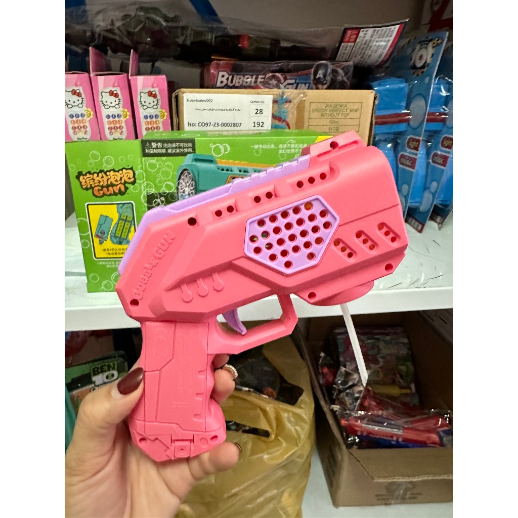 ปืนเป่าฟอง ปืนสบู่ Bubble Gun สีสันสดใส มีไฟ มีให้เลิอก 2 สี สีชมพู และสีฟ้า เป่าฟองได้จำนวนมาก เล่นง่าย จับถนัด