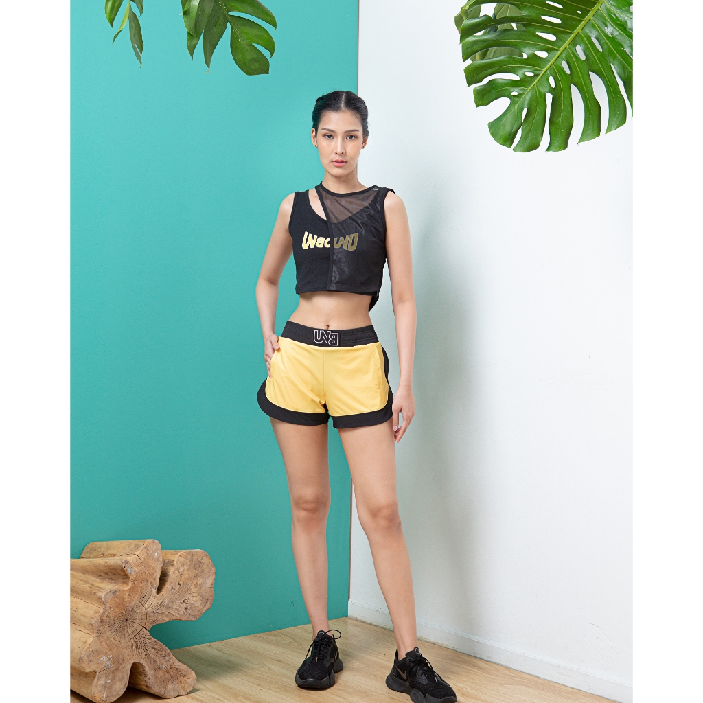 UNBOUND NATURE LAYER SLEEVELESS CROP TOP เสื้อครอปแขนกุดสีดำ 2 เลเยอร์ — صورة 4