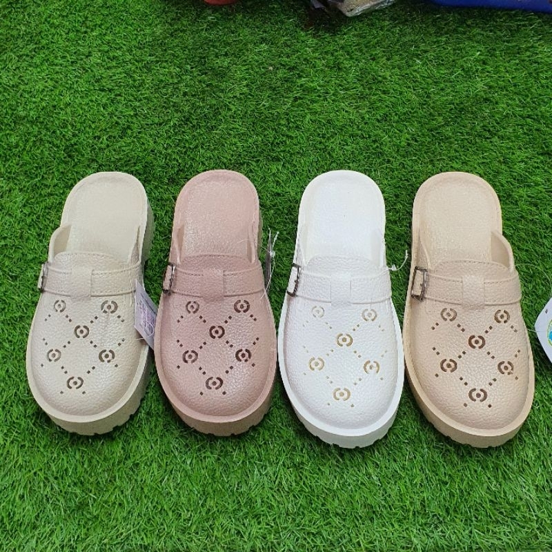 รองเท้าลำลองสไตล์เกาหลี แบบปิดหัวพื้นนุ่ม CIOR รุ่นฮิต COE002 สูง 1.5 นิ้ว