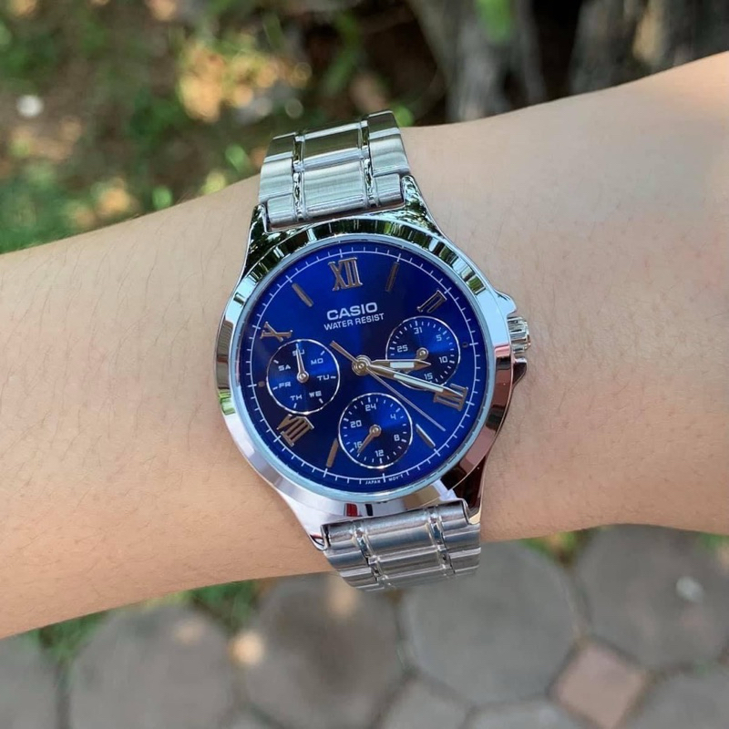 นาฬิกาผู้หญิง Casio แท้ 100% รุ่น LTP-V300D-2A2 นาฬิกาผู้หญิงสายแสตนเลส หน้าปัดน้ำเงิน -ของแท้ 100% 