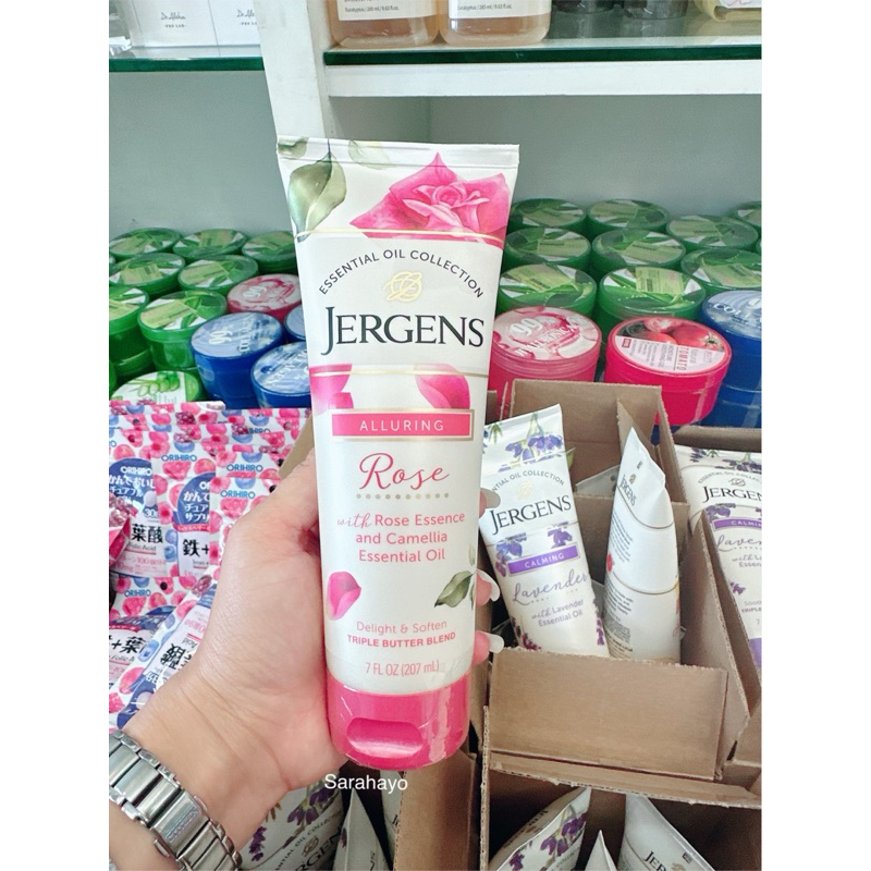 Jergens Hand and Body Lotion, Rose Body Butter Lotion, with Camellia Essential Oil 207ml.
