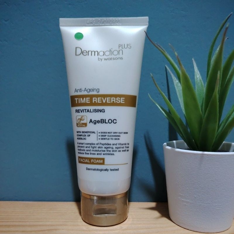 Dermaction​ by​ Watsons​ Plus​ Facial​ Foam​ (100ml)