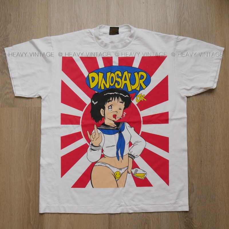 DINOSAUR JR ป้ายUSA ลายการ์ตูนญี่ปุ่น เสื้อวินเทจ เสื้อทัวร์ วงร๊อค heavy vintage shirt