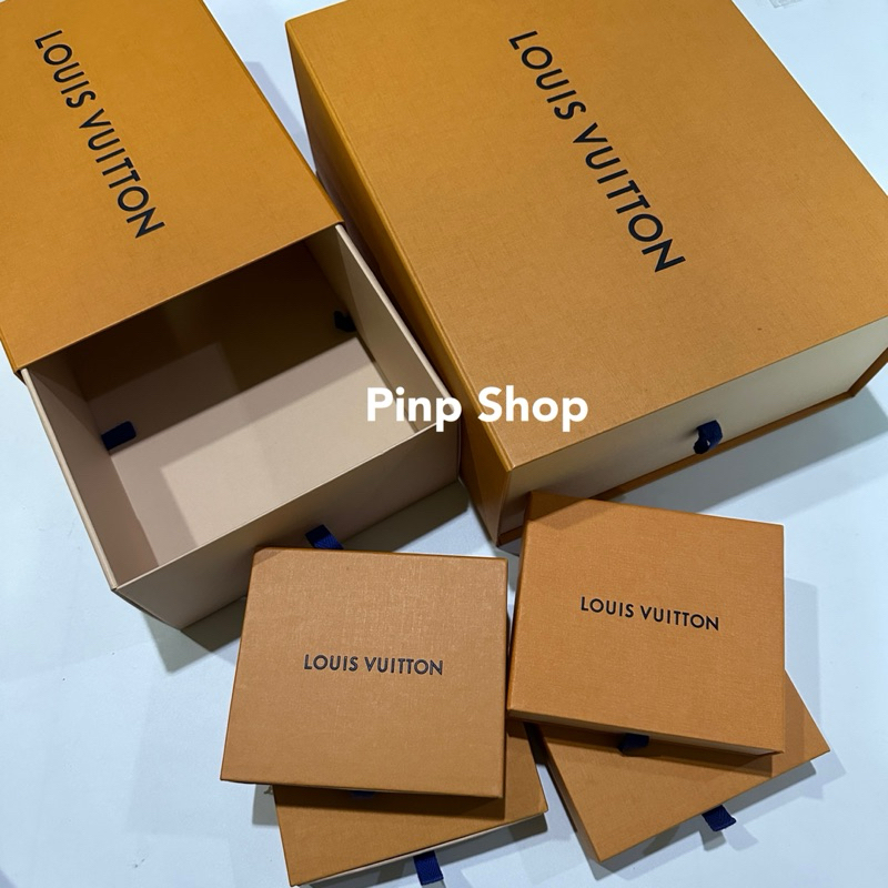 LV Louis Vuitton box กล่อง หลุยส์ วิตตอง กล่องกระดาษ ของแท้ สีส้ม กล่องแบรนด์เนม ใส่กระเป๋าสตางค์ เข็มขัด ลิ้นชัก