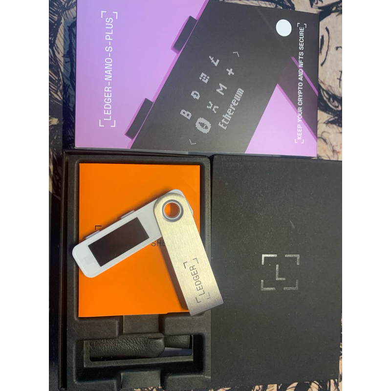 LEDGER-NANO-S-PLUS Hardware wallet