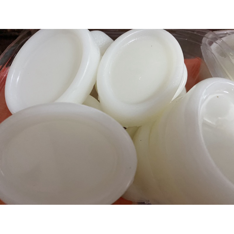 สบู่น้ำมันมะพร้าว 100%(25 กรัม) [Coconut soap 🧼 ] Yuree soapก้อนละ 15บาทลดราคา(6ก้อน 50บาท)ฟื้นคืนชีวิตผิวที่หยาบกร้าน