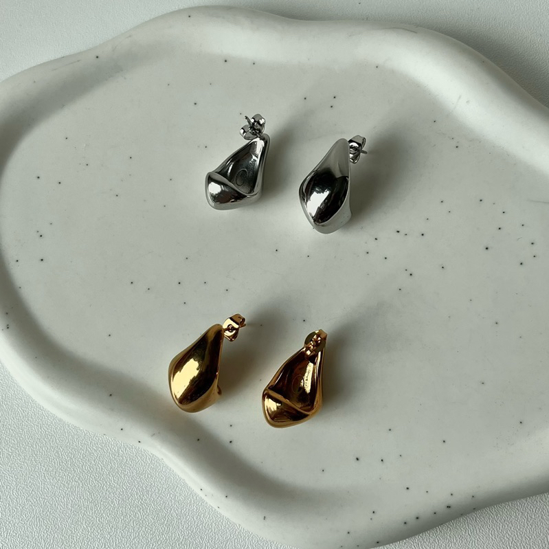 Adore- Paul earring