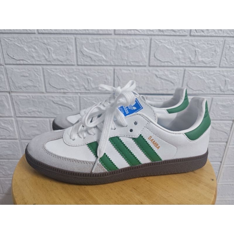 Adidas Samba รองเท้าผ้าใบมือสอง