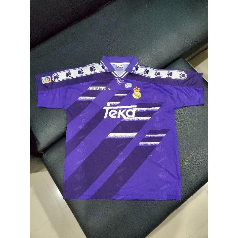 เสื้อบอลแท้ Real Madrid Away 1994-1996 มือสอง