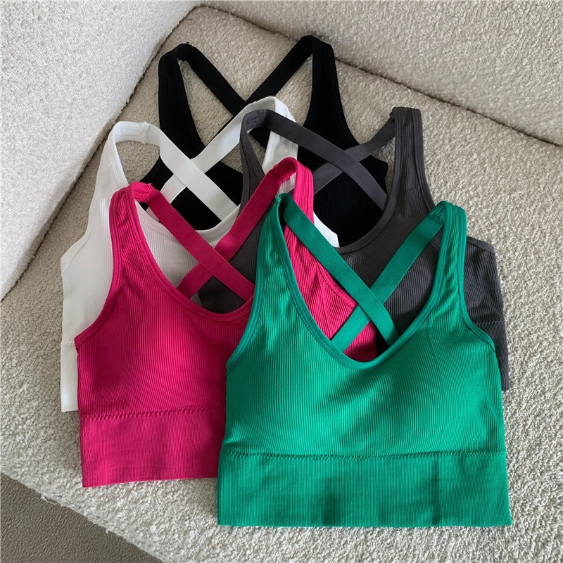 รุ่นใหม่มาแรง เสื้อสปอร์ตบรา  B-114 เสื้อครอปสายเดี่ยวครึ่งตัว โชว์หลังสายไขว้สุดเซ็กซี่ ใส่ออกกำลังกายได้ สินค้าพร้อมส่