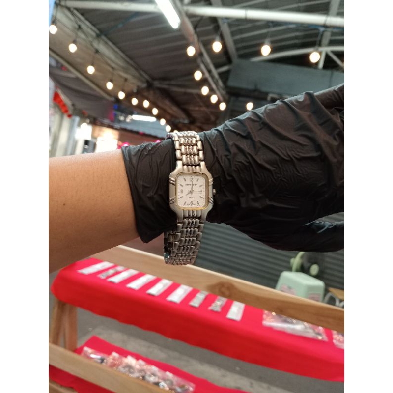 นาฬิกาผู้หญิง Ladies Watch Pierre Cardin ขนาด 27.4 มม. สายสแตนเลสสตีล สีเงิน ขนาด 17 มม.  JAPAN MOVT มือสอง (Used)