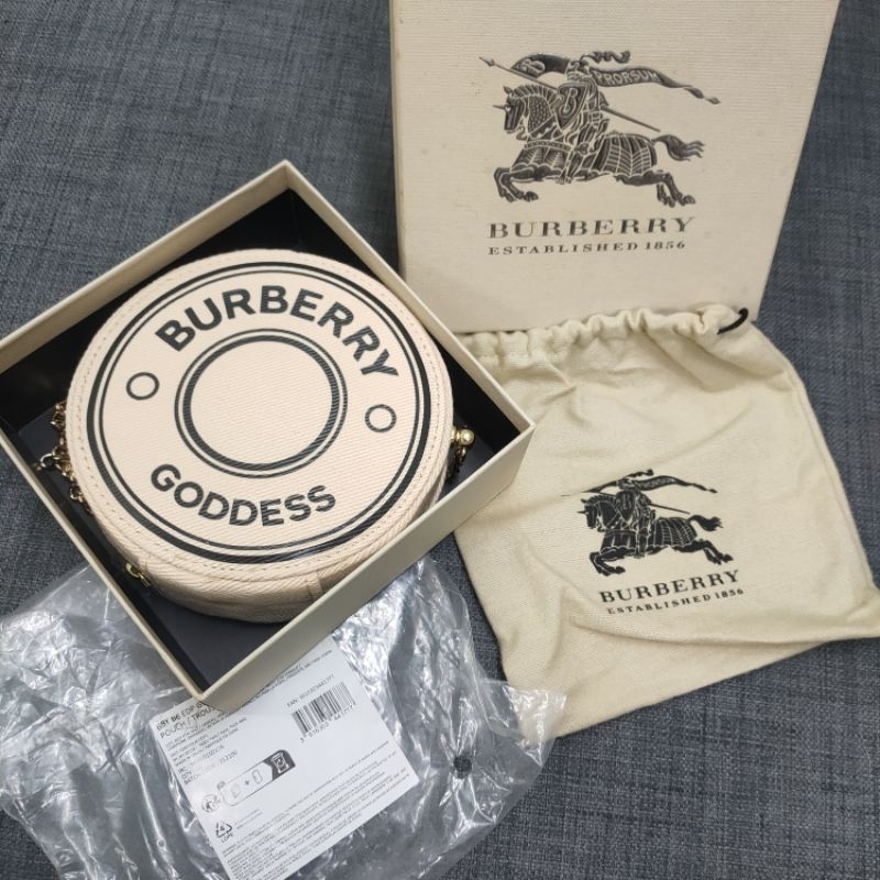 Burberry Goddess  Authentic 💯
