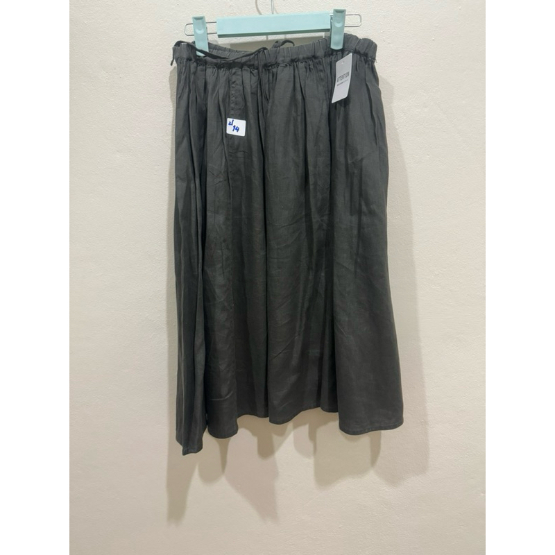 ป14(3) กระโปรงแบรนด์studio clip