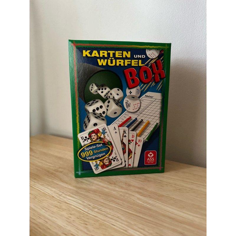 เกมส์เยอรมัน Karten- und Würfelbox KARTEN UND WURFEL BOX ของใหม่ไม่เคยใช้งาน ของสะสม