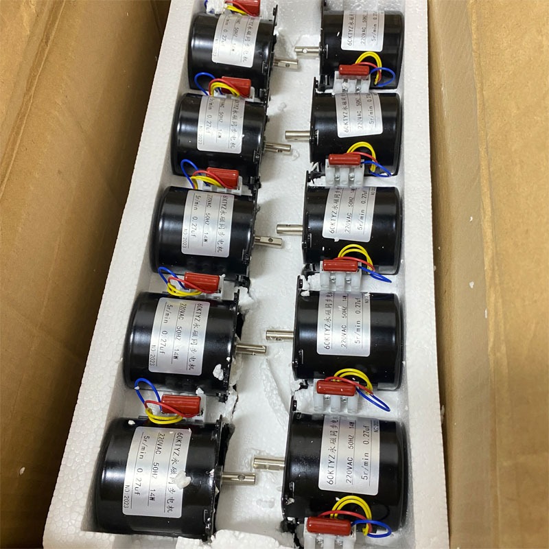 2.5รอบ 5รอบ กล่องเกียร์ 60KTYZ เครื่องมือ Ac 220V มอเตอร์เกียร์สังเคราะห์ มอเตอร์ซิงโครนัส60ktyz 14w