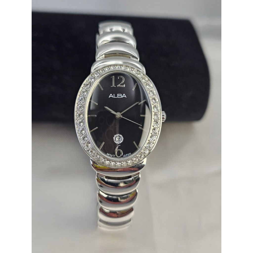 นาฬิกาข้อมือผู้หญิง ALBA รุ่น AH7L49X1  หน้าปัดดำ ล้อมคริสตัล SWAROVSKI  รับประกัน 1ปี