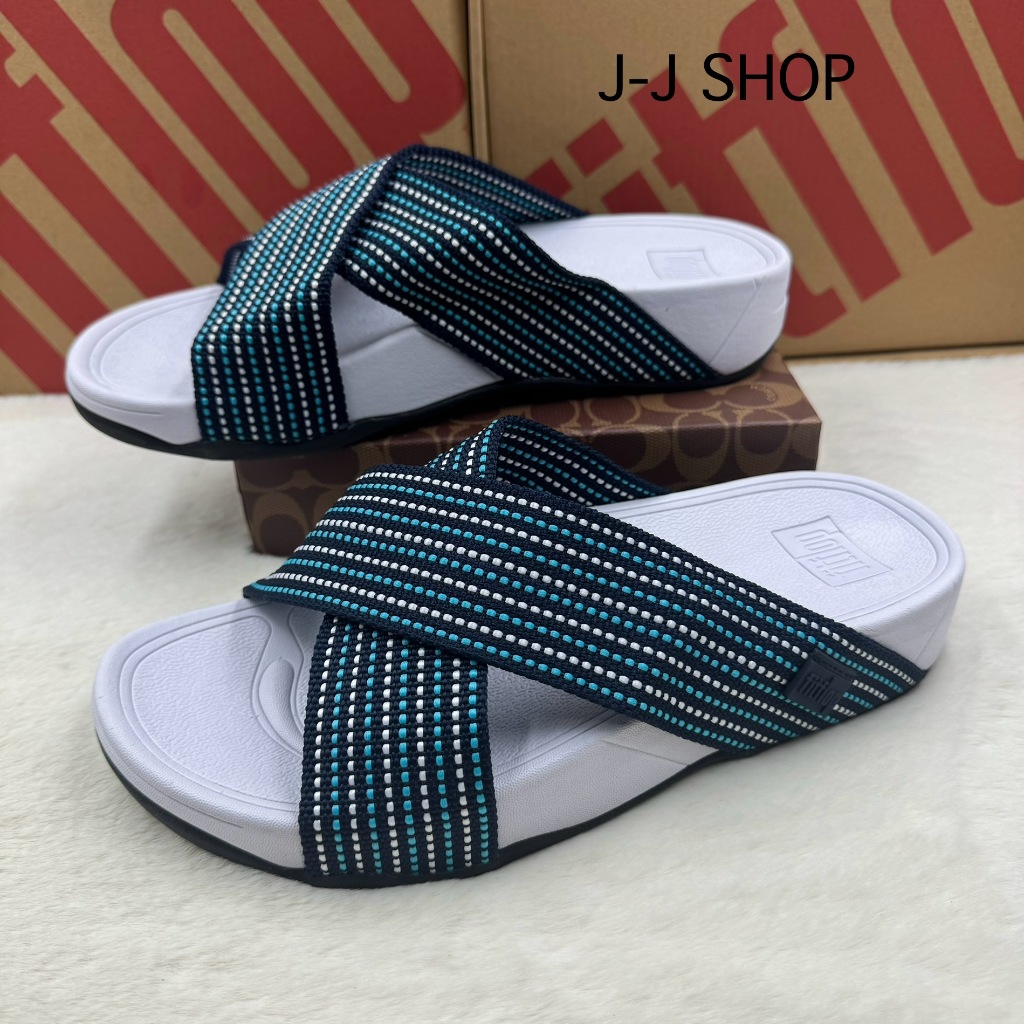 รองเท้าแตะ FItflop แบบสวมสำหรับผู้ชาย ผลิตจากผ้า งานสวยน้ำหนักเบาสวมใส่สบายใส่ทนใส่เดินสะดวก รับรองสินค้าตรงตามรูปค่ะ