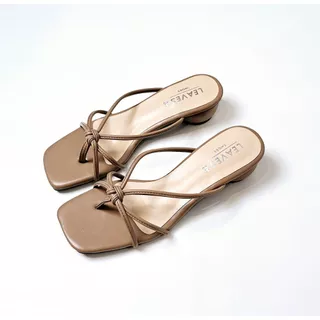 LEAVESSHOES รองเท้าแฟชั่นผู้หญิง รุ่น HONEY ส้นสูง 1 นิ้ว รองเท้าผู้หญิงมีส้น แบบสวม
