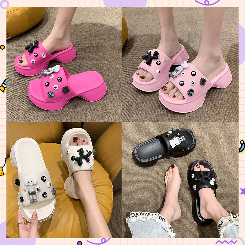 Yeeica  ฮิตฮอต  รองเท้าแตะแฟชั่นแบบสวมเสริมส้น สูงถึง 2 นิ้ว น้ำหนักเบา ใส่สบาย คุณสาวๆด้วยรุ่นนี้ที่เสริมส้นให้ รูปทรงส