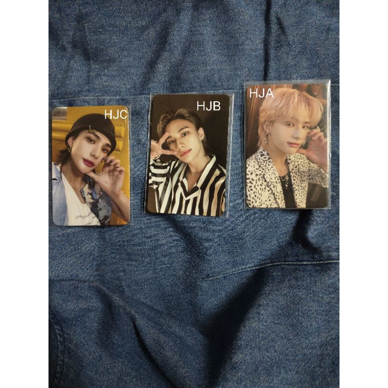 **โล๊ะการ์ด**Hyunjin