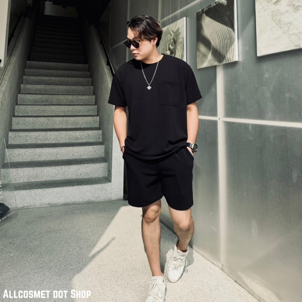 ชุดเซ็ทผู้ชาย เสื้อ+กางเกง ผ้าวูลเวฟไม่ร้อน นุ่ม ทิ้งตัว ไม่ยับ ซักแล้วไม่ต้องรีด By A.COSMET