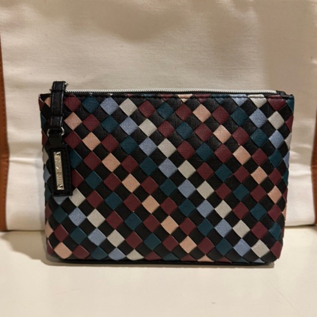 กระเป๋าใส่เครื่องสำอาง 111skin Harley St.London จากร้าน BFF 🎉 + สุ่มแจกของแถม