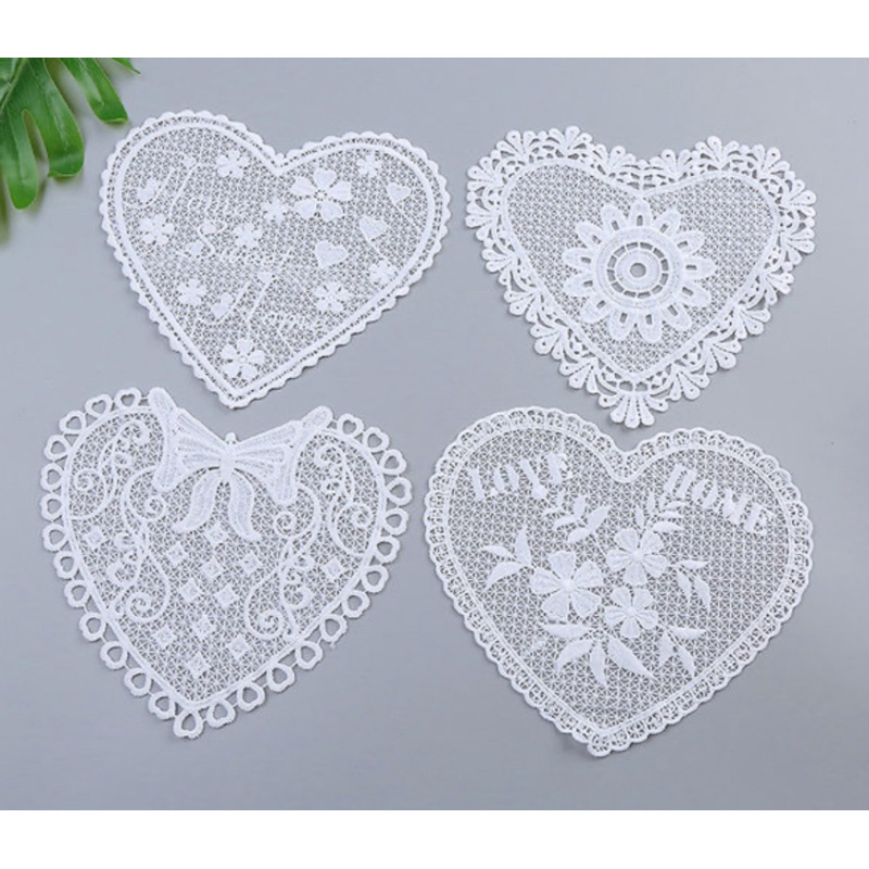 หัวใจปักตกแต่งเสื้อผ้า 6.5“x6”