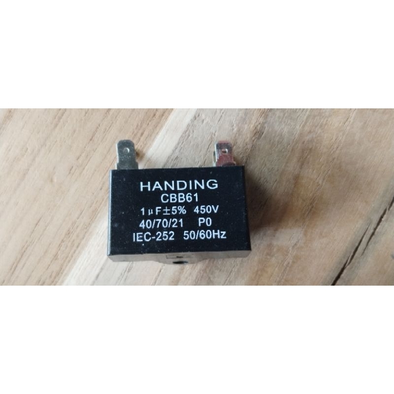 แคปพัดลม 1 uf 450v.Handing