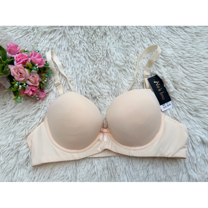 เสื้อชั้นใน ยี่ห้อโนบรา  คัพ A ฟองหนานิ่มมาก หนาประมาณ 3 ซม ดันทรง 3ตะขอ #s11