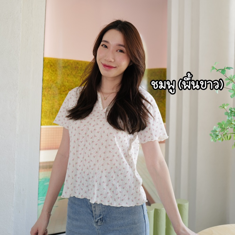 เสื้อคอ V ลายดอกไม้พิมพ์ลาย flower/พร้อมส่ง
