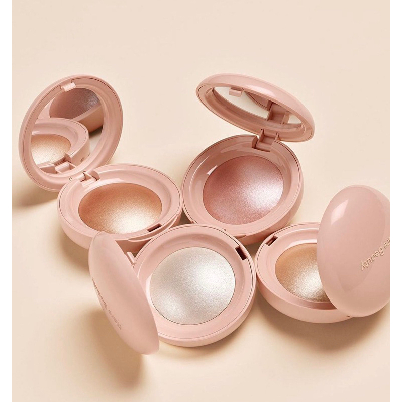 เหลือ 999 ฿ โค้ด [เก็บโค้ดหน้าร้าน]  RARE BEAUTY Positive Light Silky Touch Highlighter แบบตลับ ป้าย