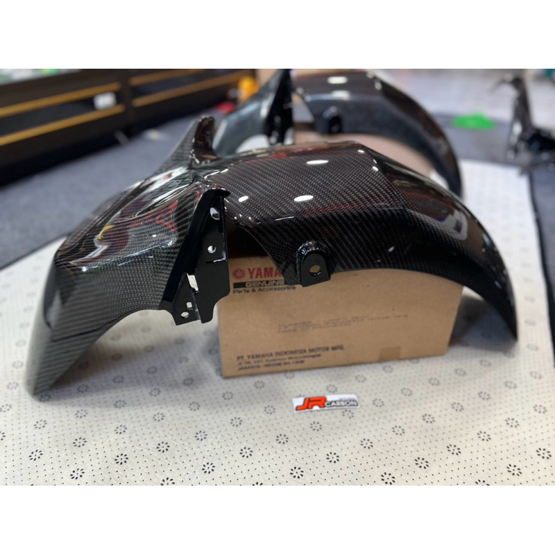 คาร์บอนขังโคลนหน้า xmax300 ลาย2 งานJRcarbon💯